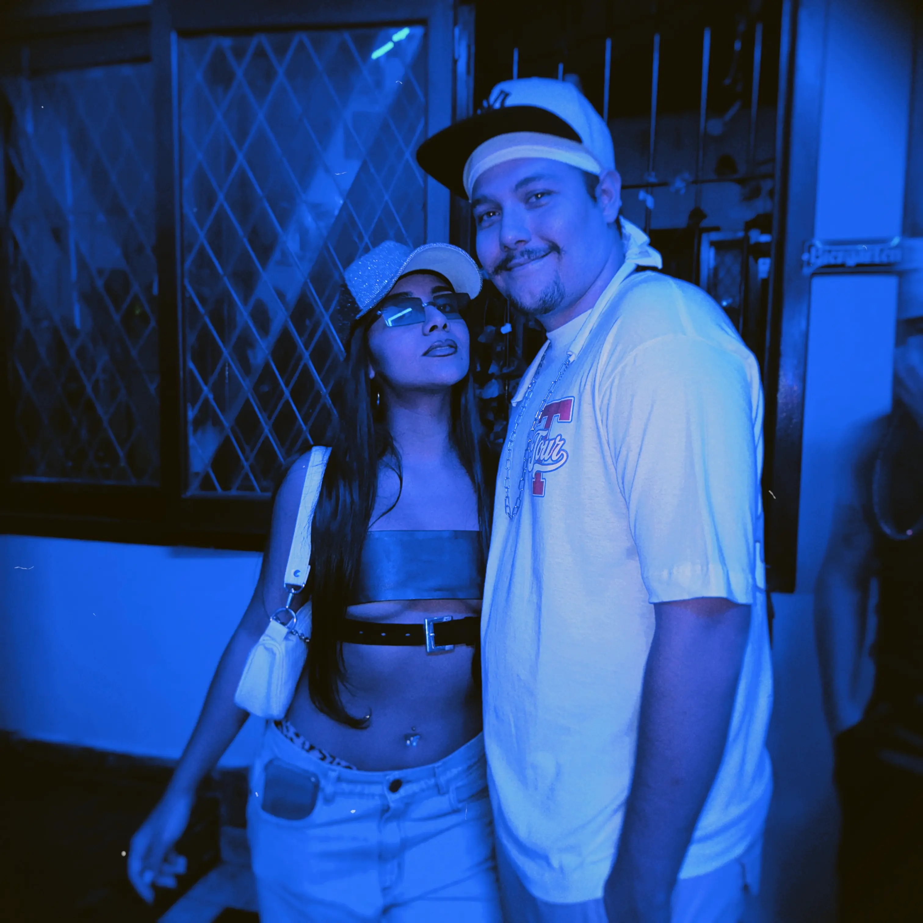 Público bailando en Flow 2000's