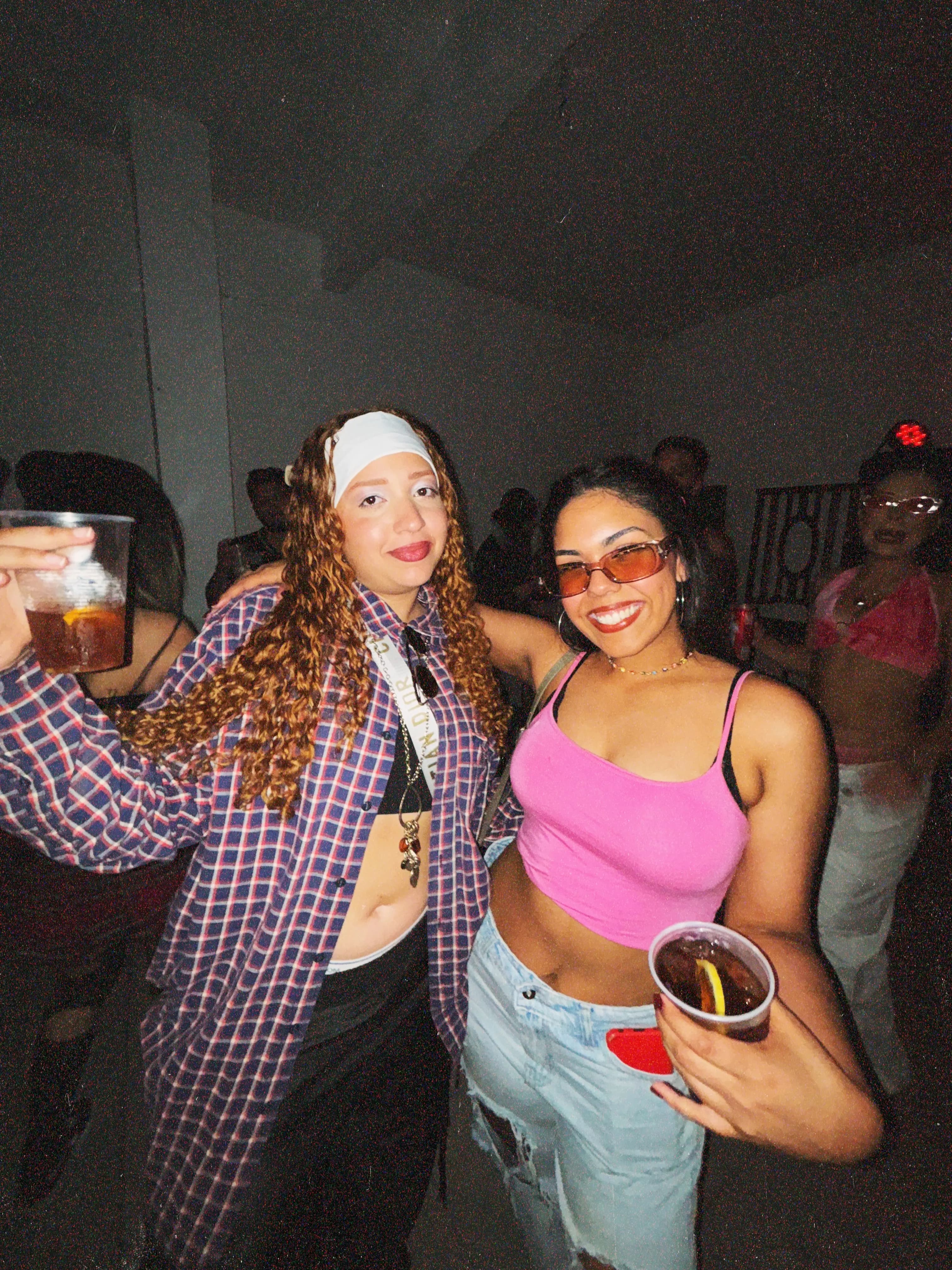 Noche de fiesta en Flow 2000's